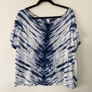 BP Tie Dye Blue and White Soft T-shirt (L)